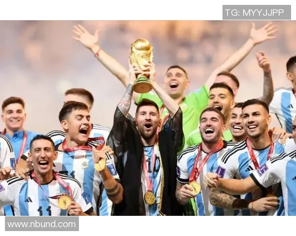 足球明星莱塔拉的传奇之路与辉煌成就揭秘